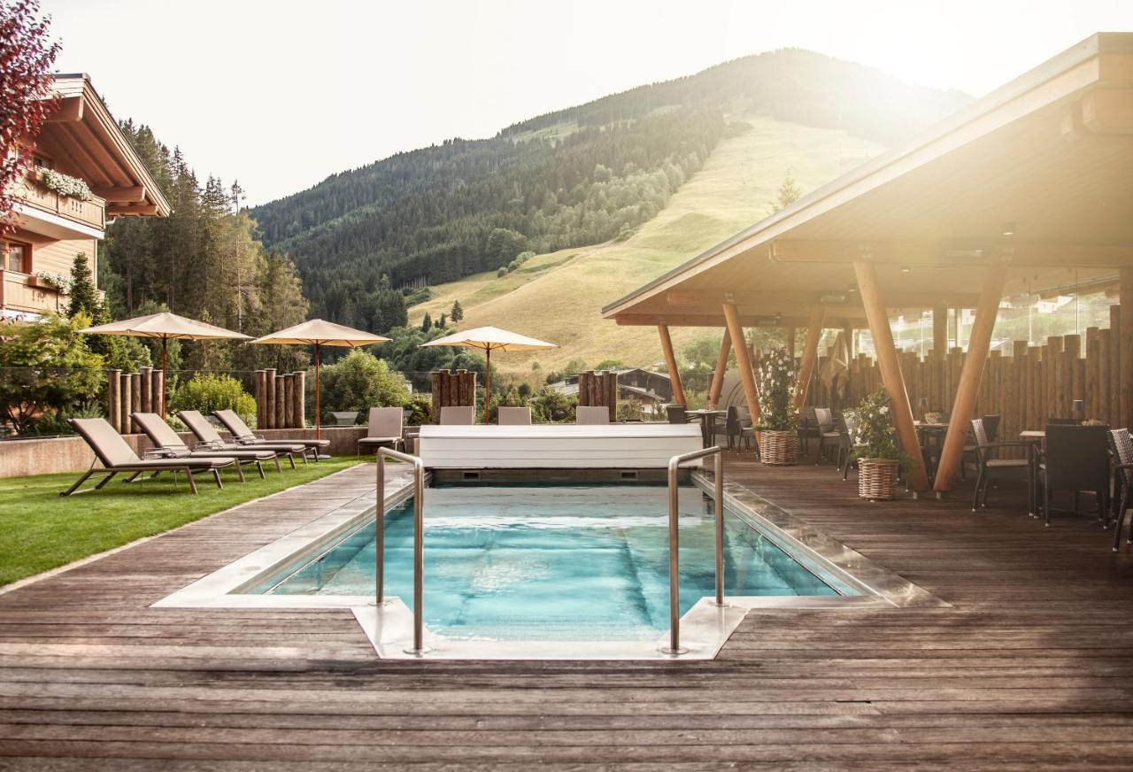 Hotel Sonnegg Saalbach-Hinterglemm Exterior photo